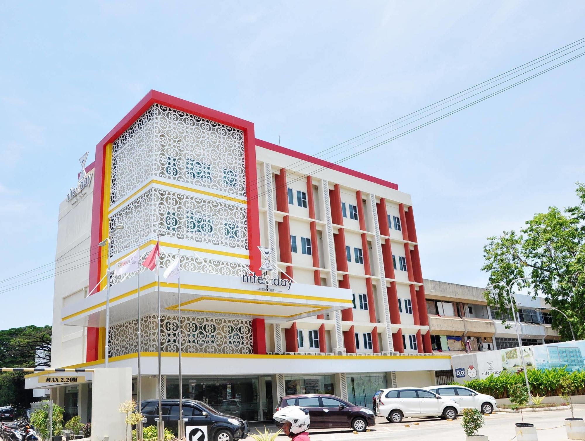 فندق نايت آند داي باتام جودوه سكوير Batam المظهر الخارجي الصورة
